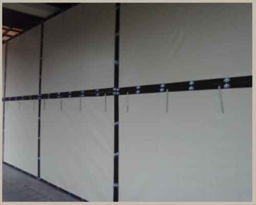 Прозрачные шторы ПВХ   комбинированные с непрозрачными занавесами
